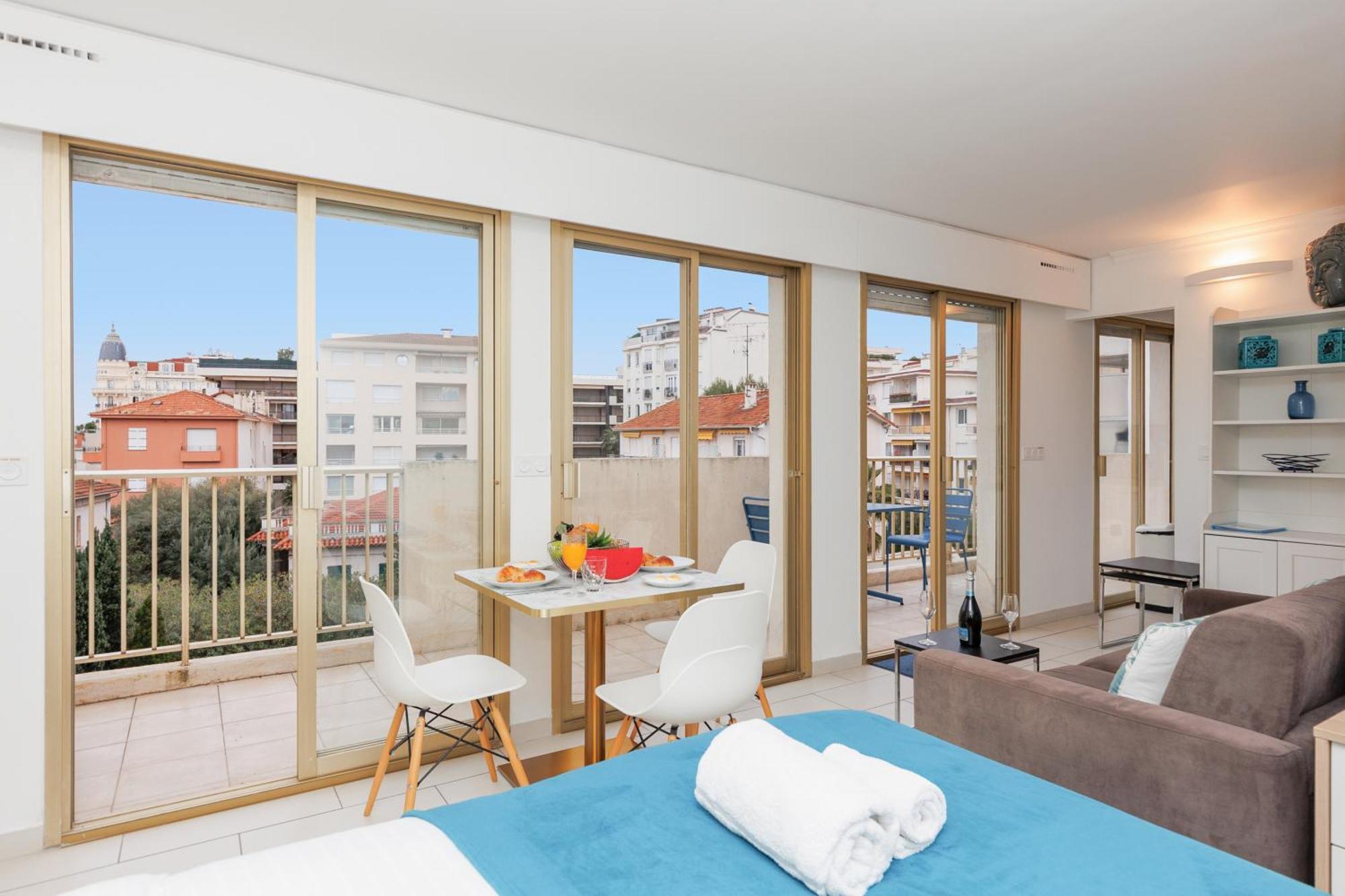 Bleu Croisette Yourhosthelper Cannes Exteriör bild